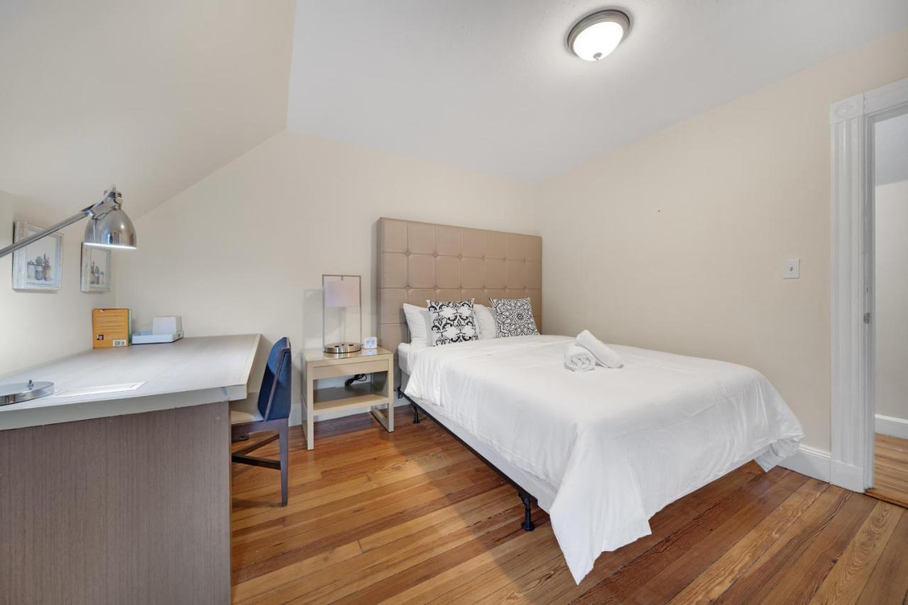 5Br 2Bh Bright & Spacious Apt In Brighton Boston Esterno foto
